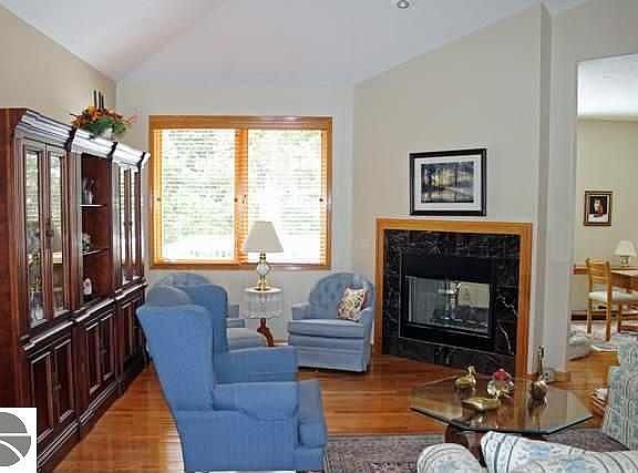 4th image of 871 Jayrogers Ct