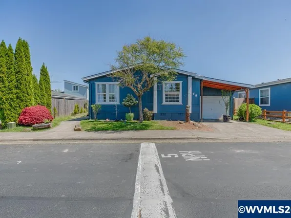 1015 Oak St Unit 68, Silverton, OR 97381
