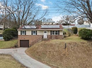 2944 Honey Valley Rd, Dallastown, PA 17313