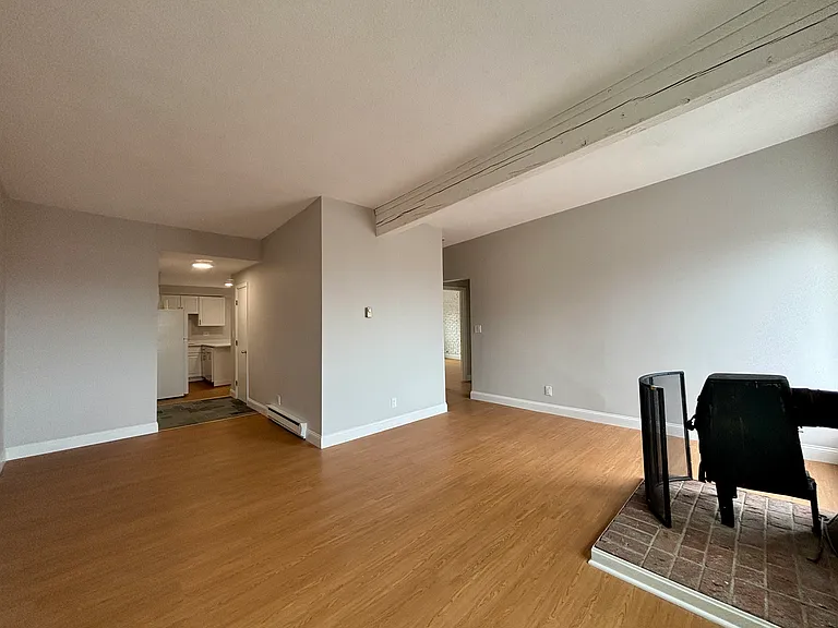 440 Hanover St #5A — Photo 6