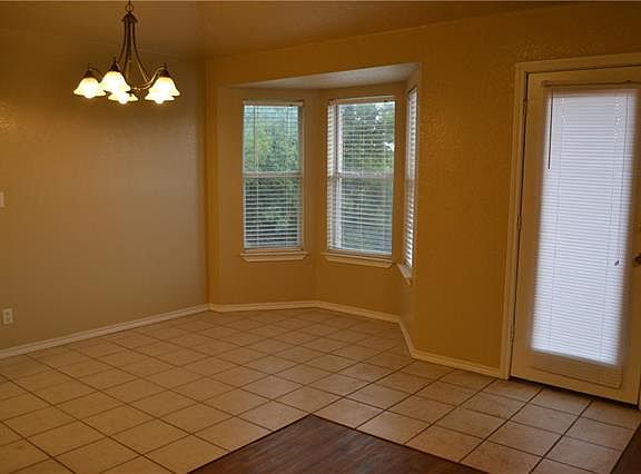 4th image of 506 Lanai Ct