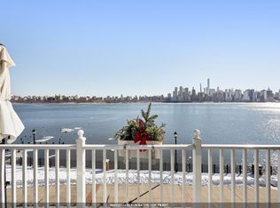18 Lydia Dr, West New York, NJ