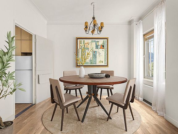 5th image of 880 5th Ave APT 11C