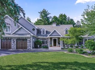 386 Caroline St, Saratoga Springs, NY 12866