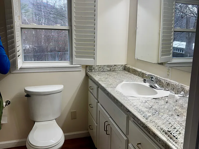 30 Reed Rd — Photo 6