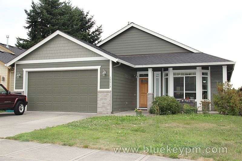 1st image of 10813 NE 103rd St