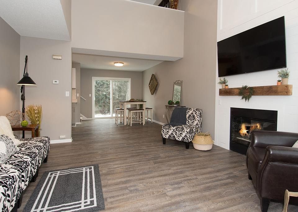 1st image of 7269 Savanna Ct