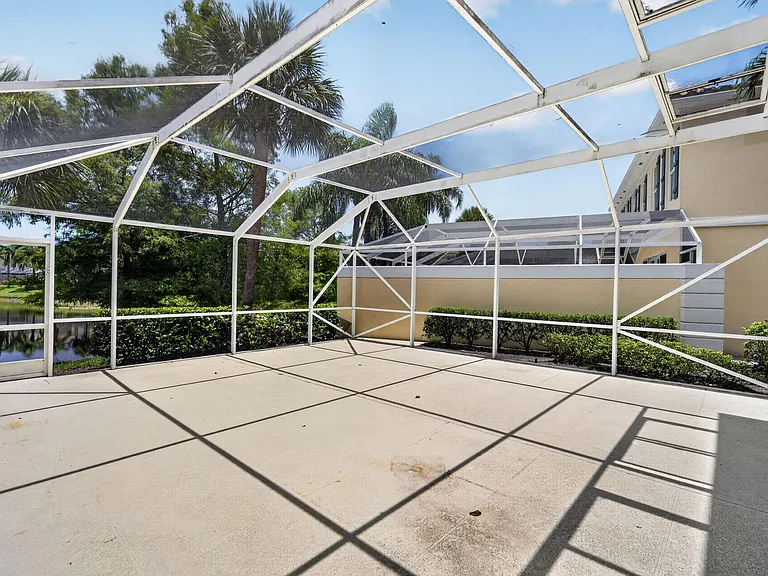 112 Santa Barbara Way — Photo 12