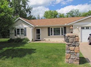 405 8th Ave NE, Pine City, MN 55063