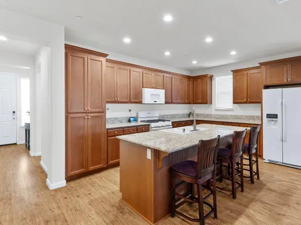 4125 Sierra St, Riverbank, CA 95367