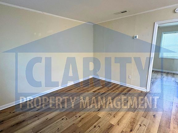 5th image of 1901 Park St NE #4
