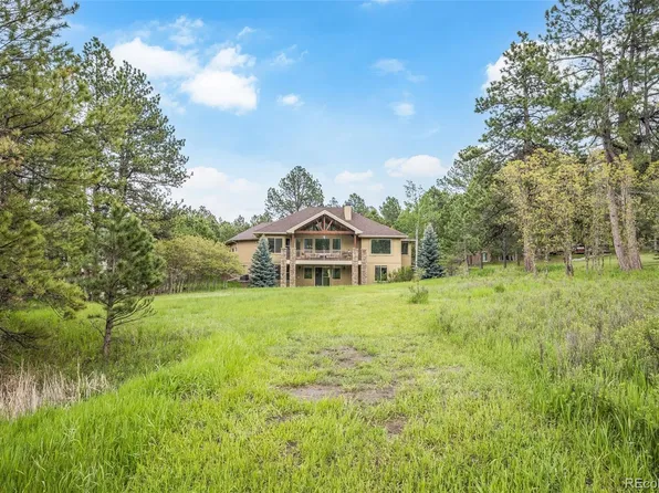 678 Independence Drive, Larkspur, CO 80118