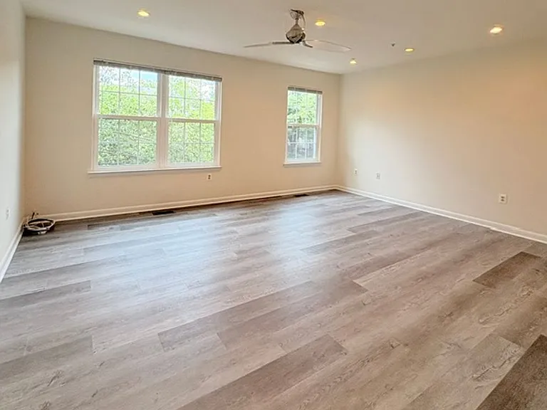 13941 Highstream Pl — Photo 18