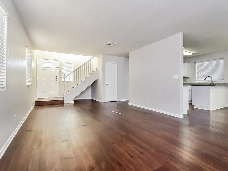 3705 Copper Keg Ct — Photo 5