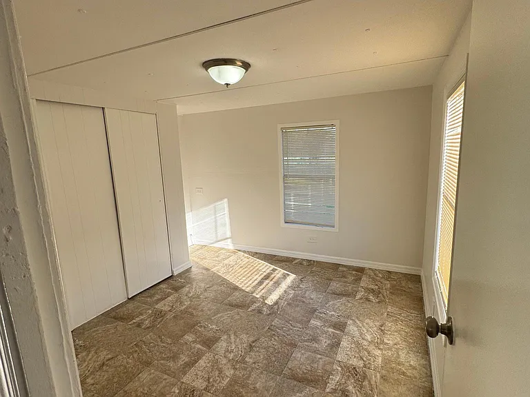 16031 Tulip Tree Dr #8 — Photo 10