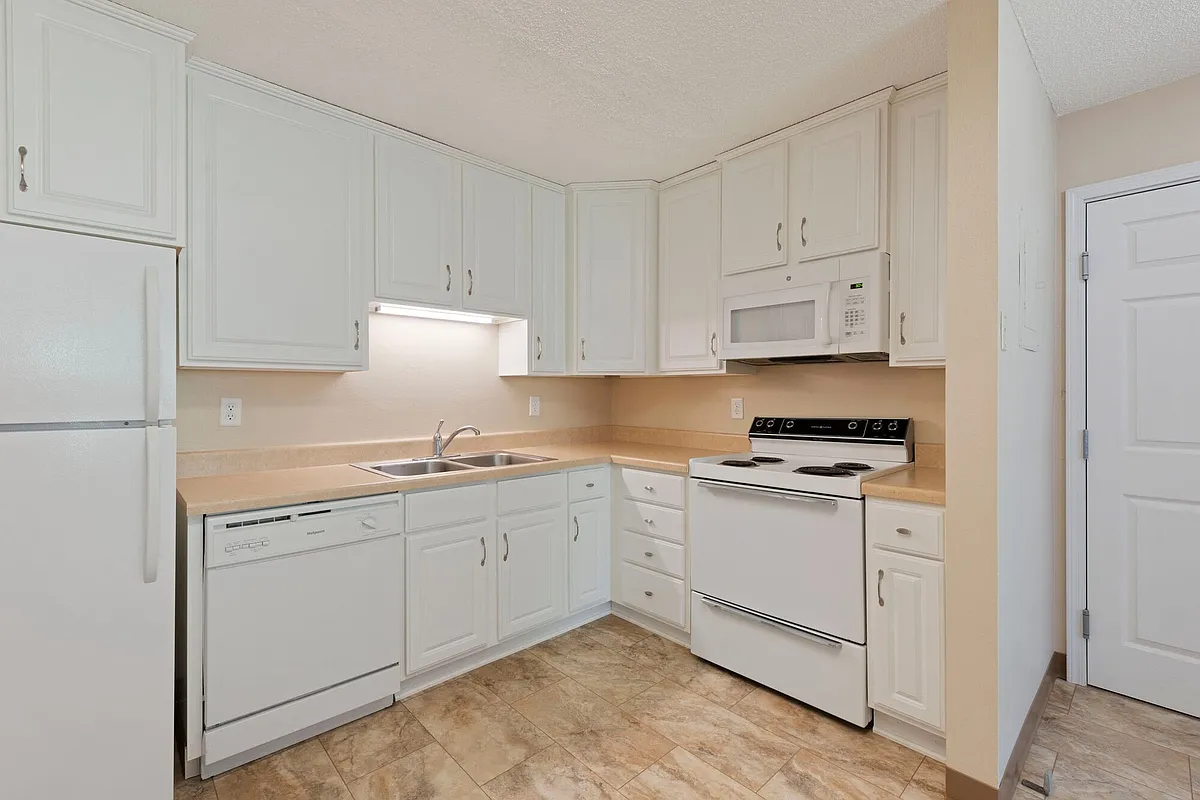 Building Photo - Canyon Estates Apartments