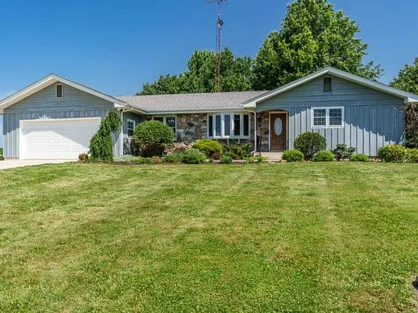 23518 Streit Rd, Harvard, IL 60033