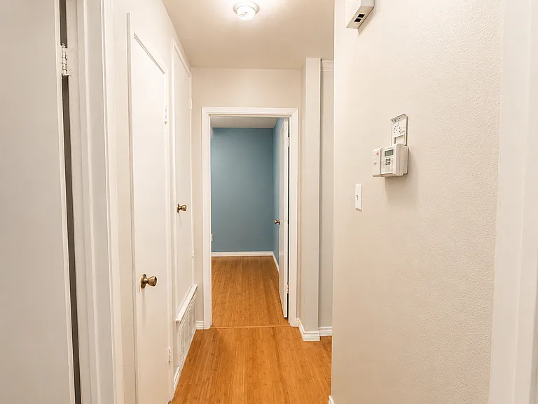 5201 Hedgewood Dr — Photo 8
