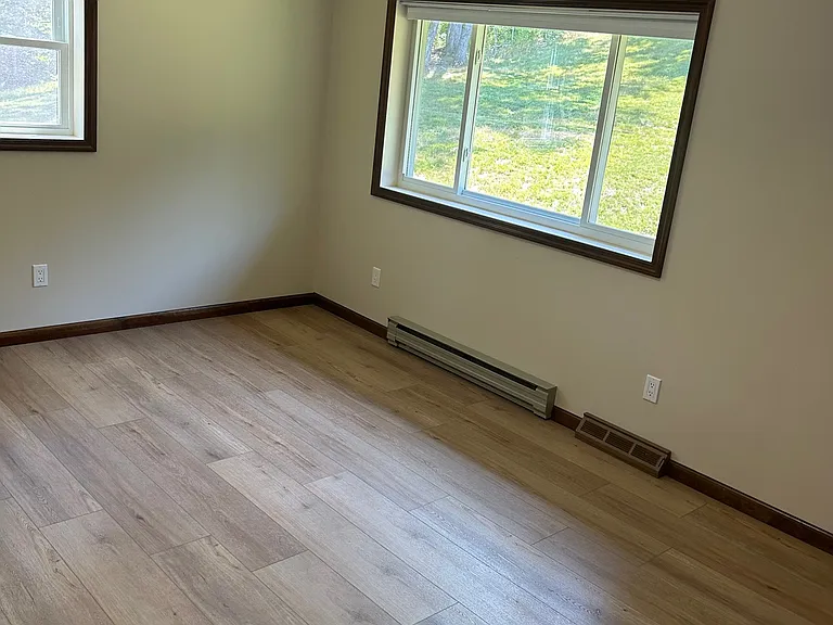 1067 Best Rd — Photo 32