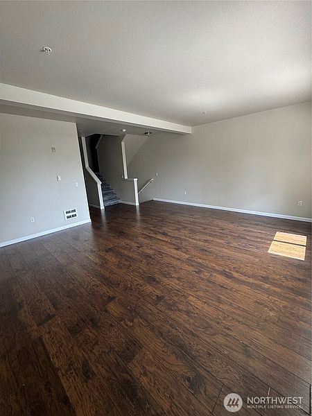 4th image of 5307 Military Road E #C