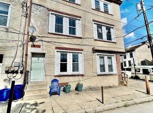 158 Fountain St APT 1, Philadelphia, PA 19127