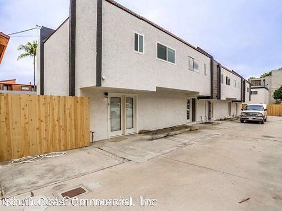 1st image of 3958 Riviera Dr #G