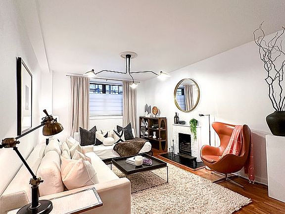 4th image of 434 E 58th St APT 1A