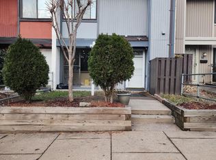 12176 Sanibel Ct, Reston, VA 20191