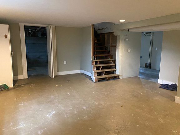 4th image of 3410 Wetmore Ave