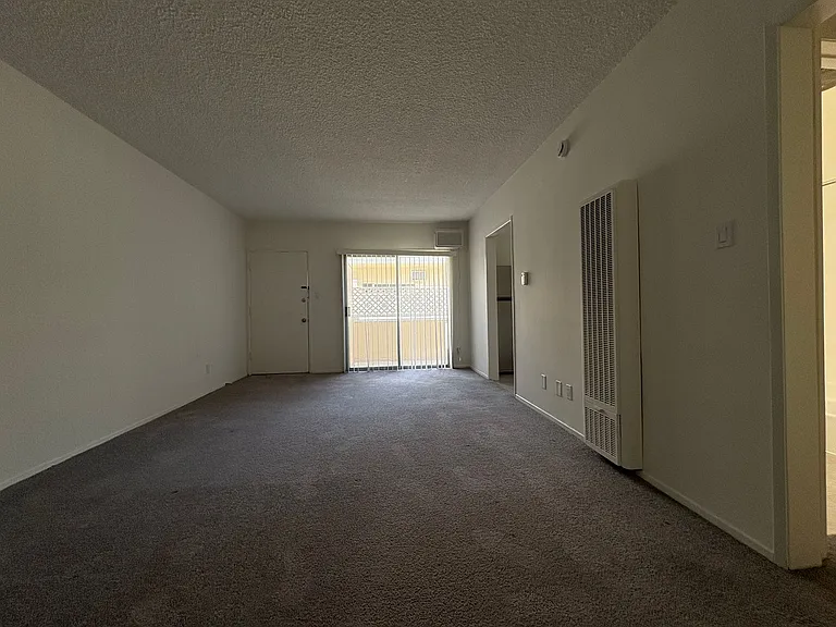11931 Dorothy St — Photo 15