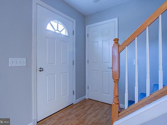 5th image of 531 Martic Heights Dr