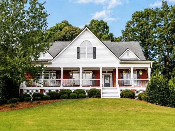 1805 Wesleyan Ln, Loganville, GA 30052