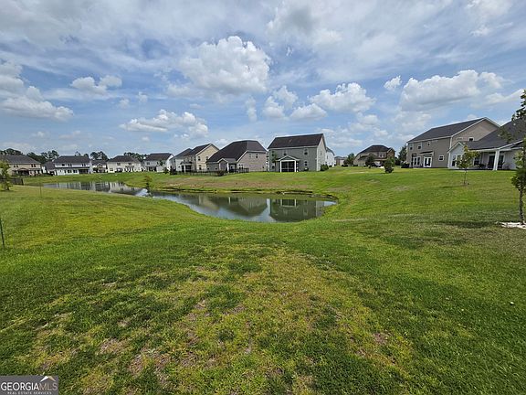 5th image of 9 Headlands Ct