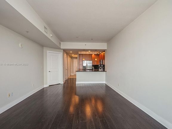 5th image of 315 NE 3rd Ave APT 1909