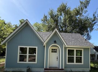 904 Jefferson St E, Sulphur Springs, TX 75482