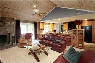 4th image of 117 Elsinore Ln