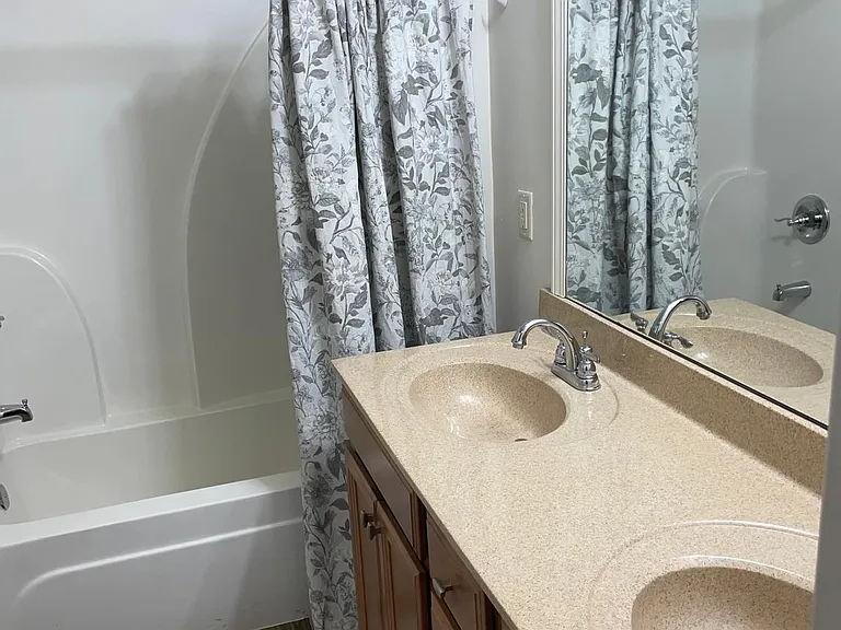 6255 Crested Moss Dr — Photo 35