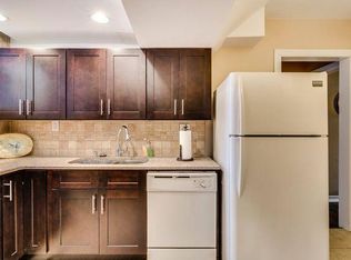 5656 S Dorchester Ave #B, Chicago, IL 60637