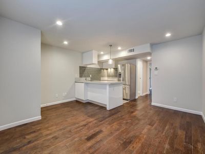 3110 Red River St APT 208, Austin, TX, 78705