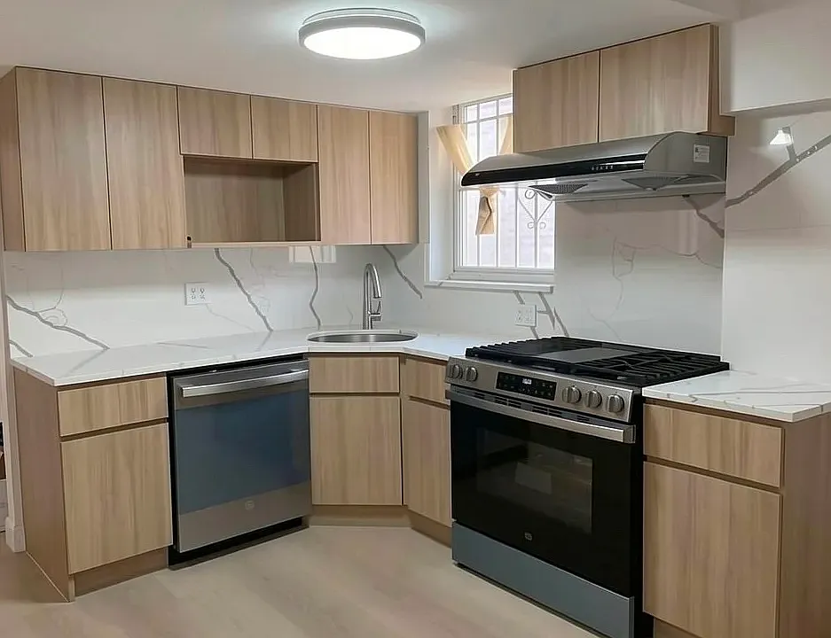 38-19 52nd St #1R