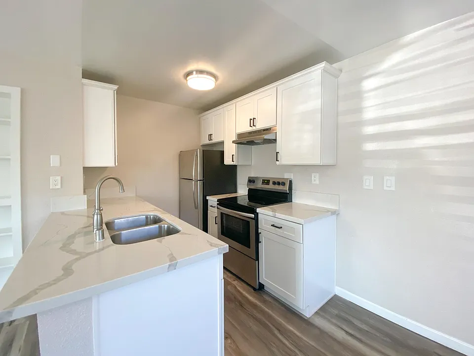 3361 Dale St #2A