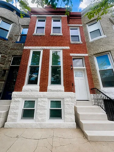 142 N Lakewood Ave Photo 1