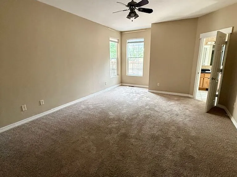 226 E River Rock Rd — Photo 16
