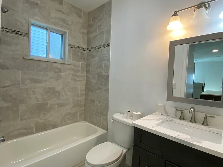 334 Bond St #2 — Photo 7