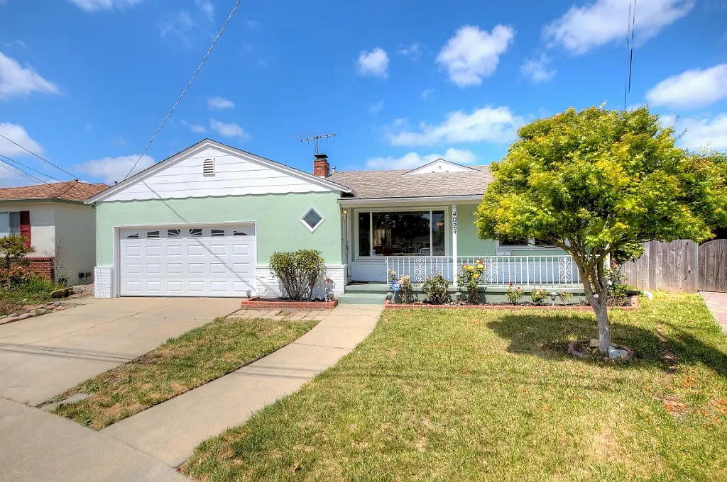 4024 Stevens St photo 1