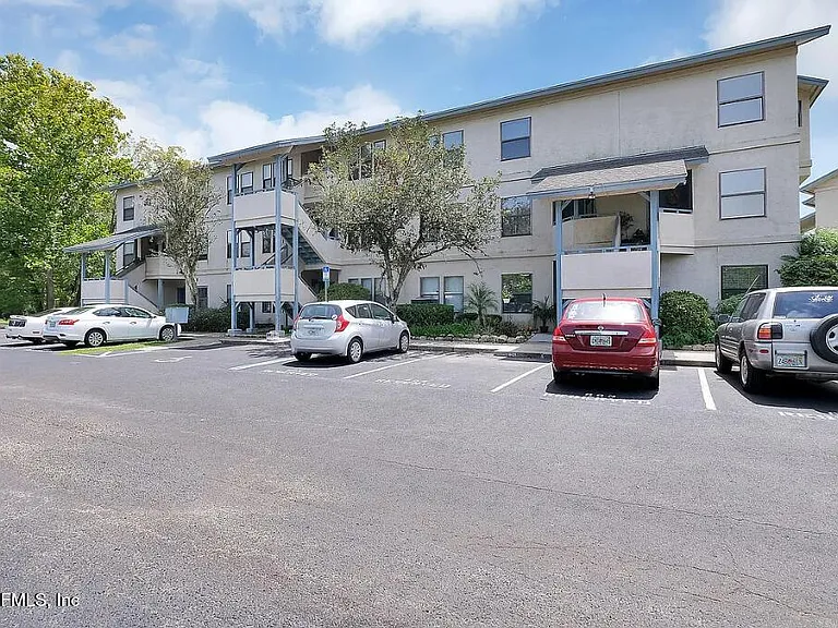 5615 San Juan Ave #606 — Photo 2