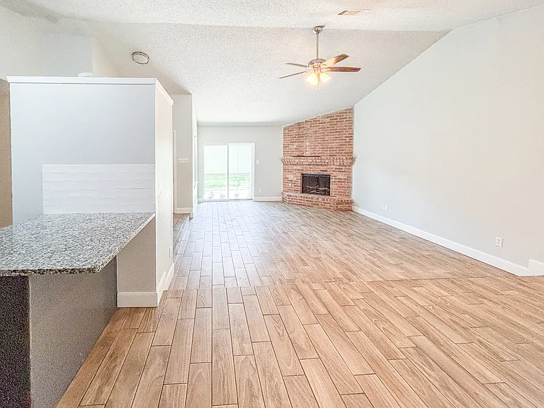 8634 Westgrove Dr — Photo 8