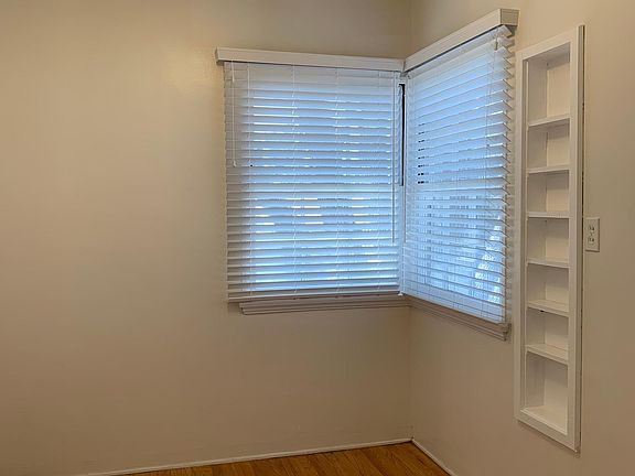 5th image of 12342 Beverly Blvd