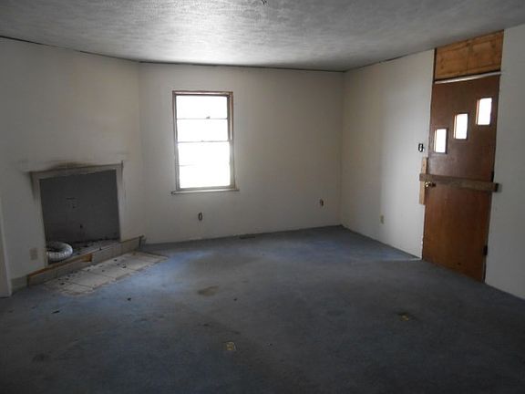 4th image of 203 Church St