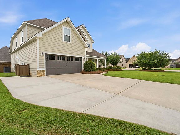4th image of 101 Kloe Ct